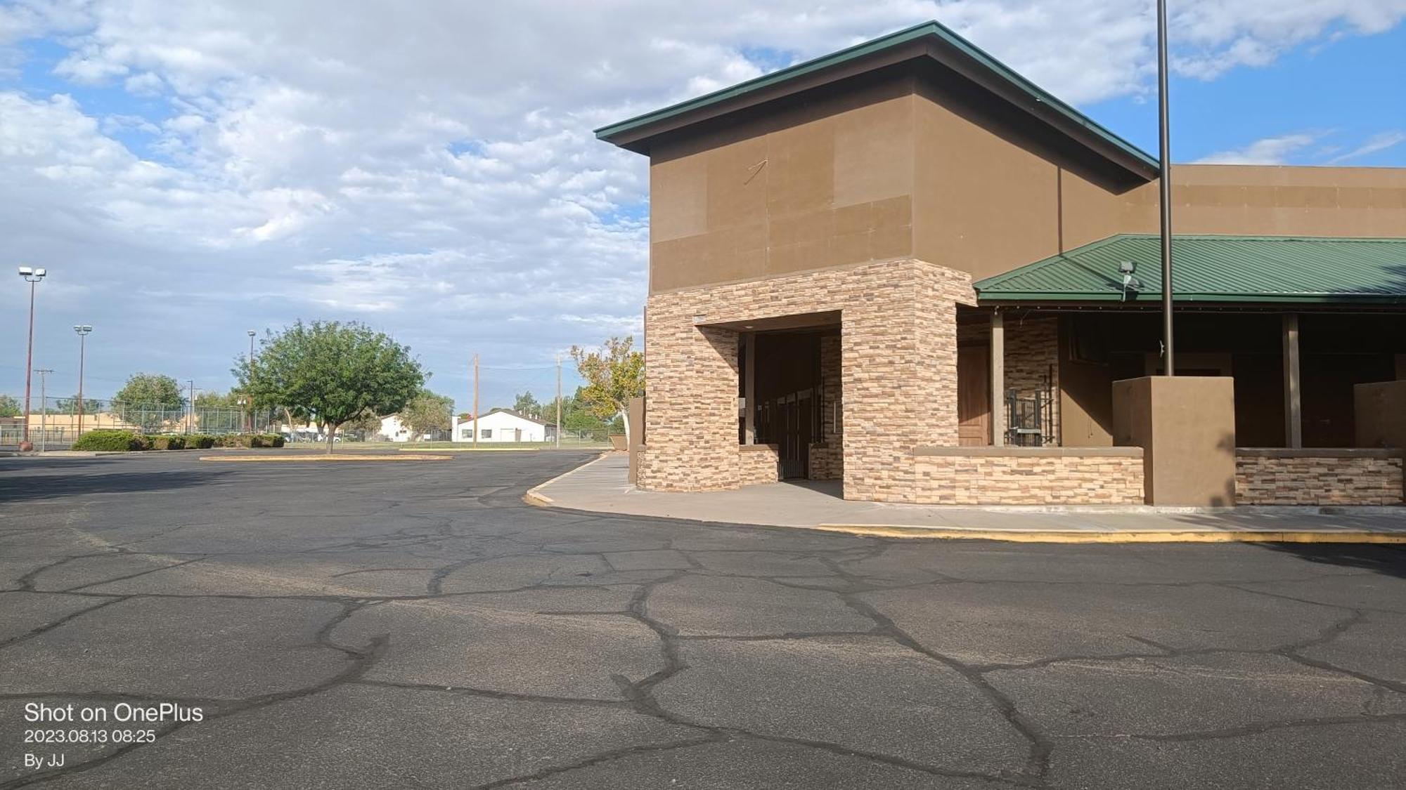 Clarion Inn & Suites, Roswell Exteriör bild